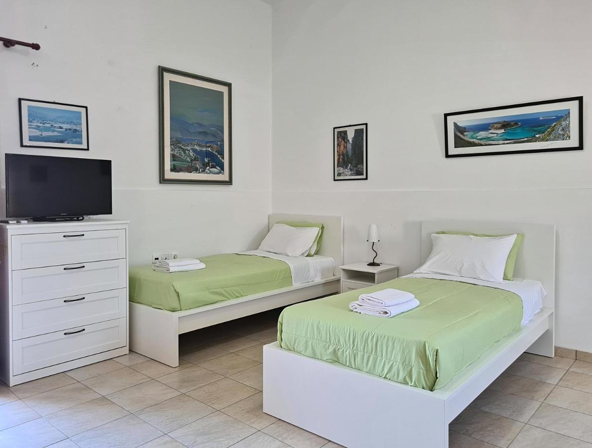 Enastron Vacation House 基萨莫斯 外观 照片
