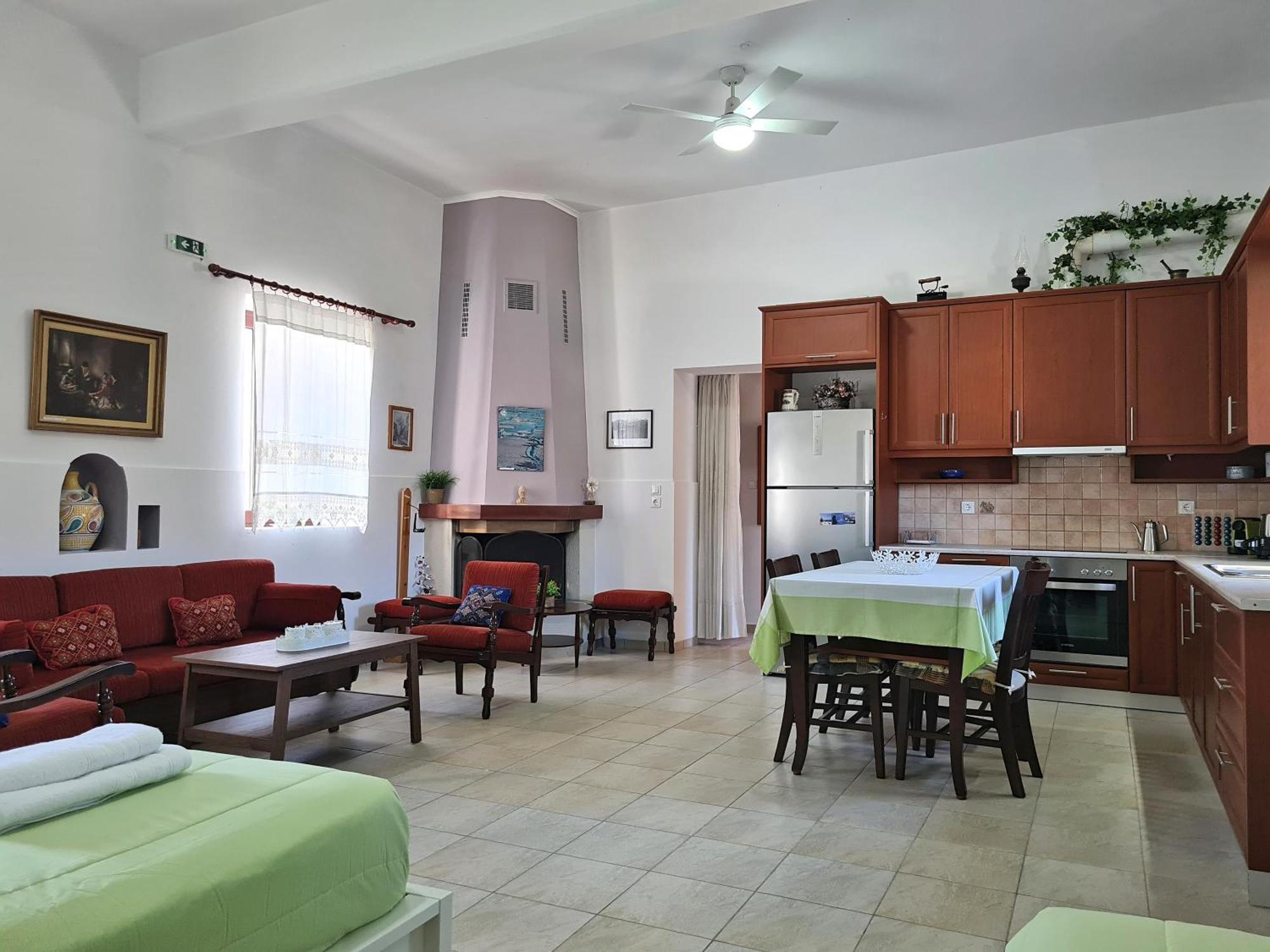 Enastron Vacation House 基萨莫斯 外观 照片